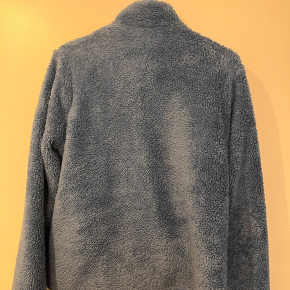 Uniqlo Fuzzy Sweater Zip Up - Picture 3 of 3